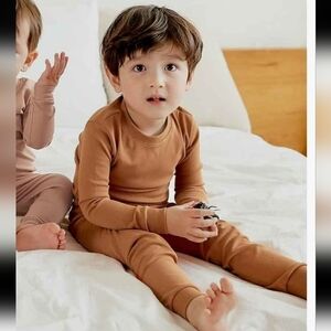 NWT Vaenait Kid's Tan 2 Pc Pajama Set ~3T